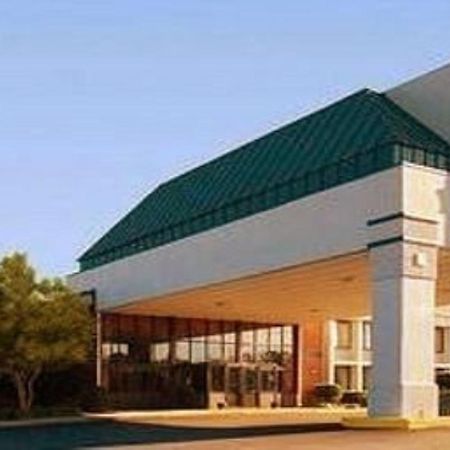City Studios Inn & Suites Ruther Glen Exterior photo