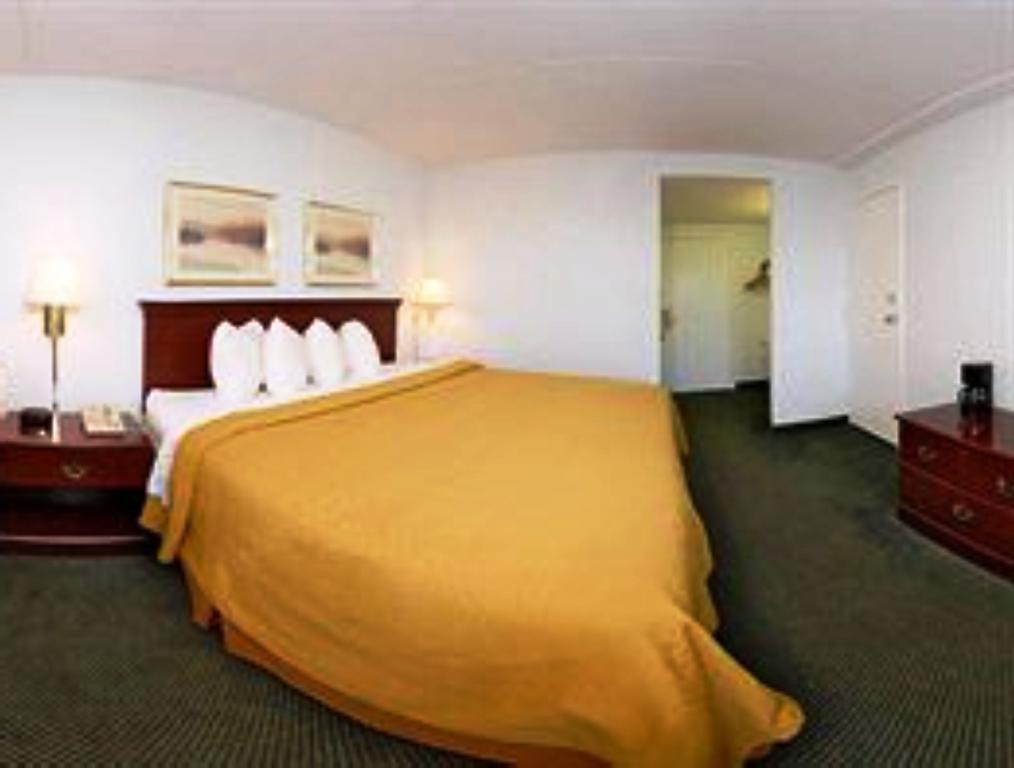 City Studios Inn & Suites Ruther Glen Room photo